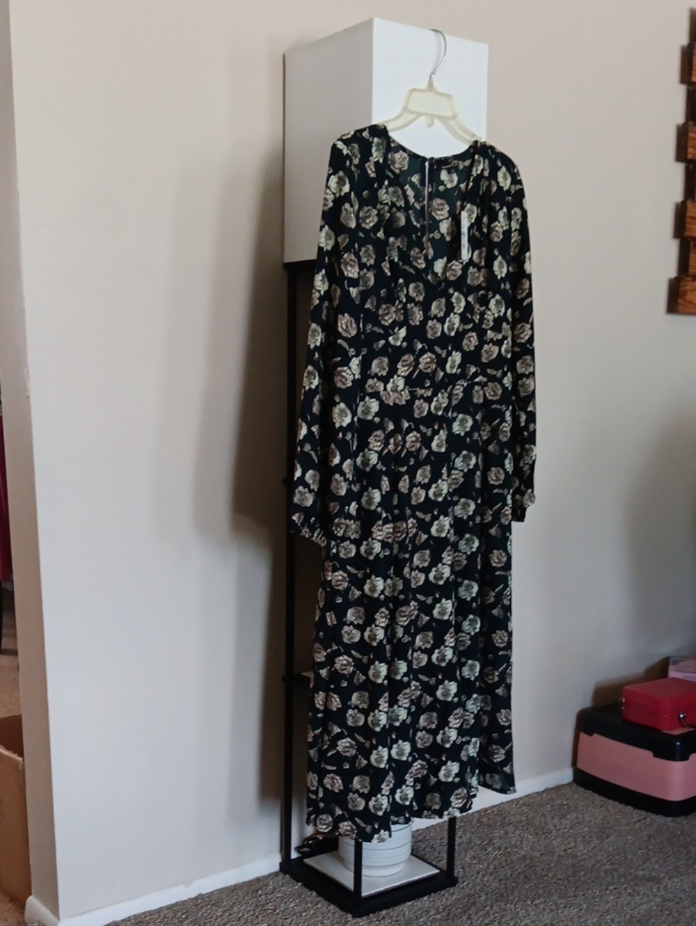 Soprano Black Floral Long Sleeve Maxi Dress